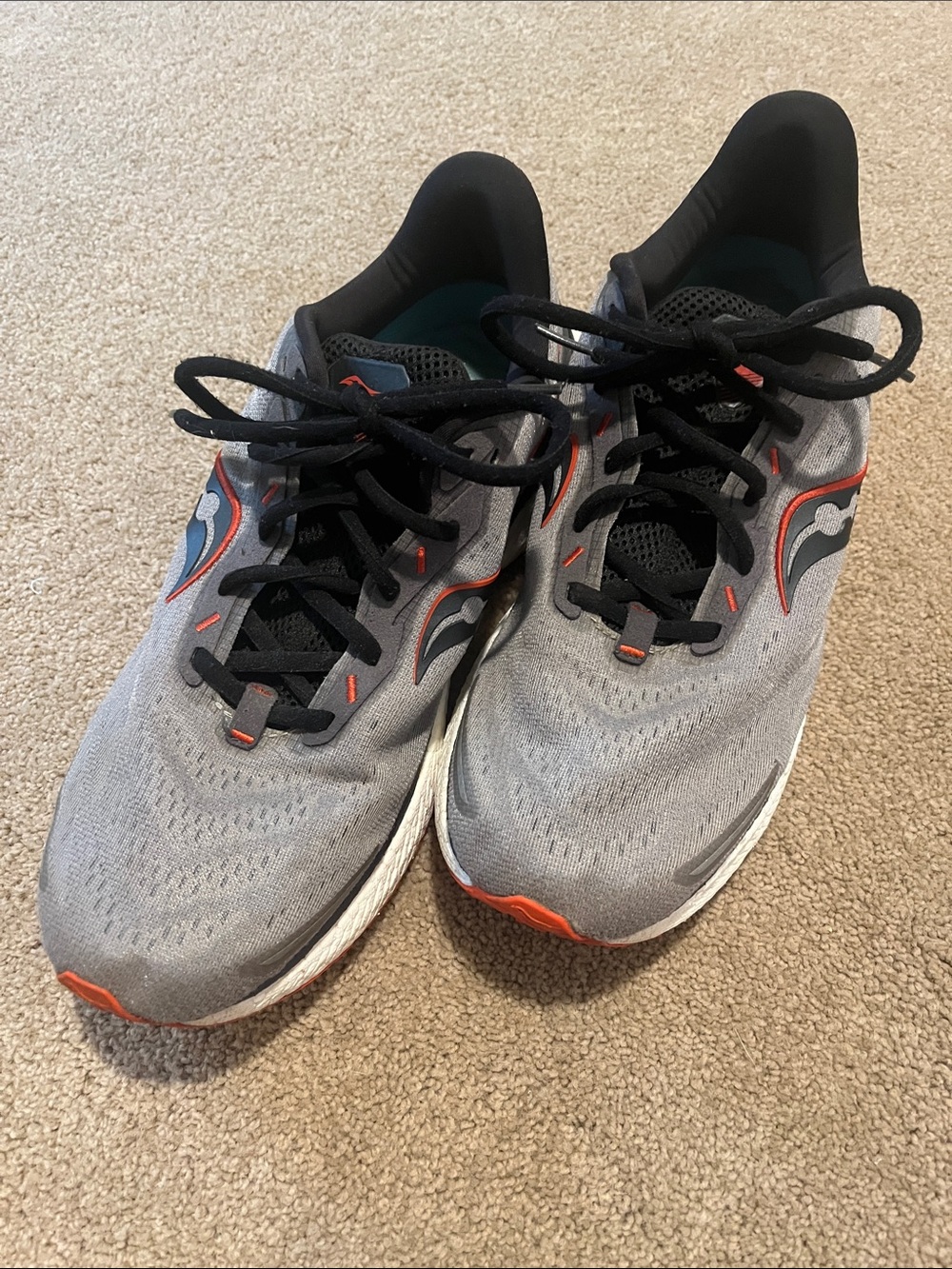 Saucony Men's Gray & Black Running Shoes with Orange Accents